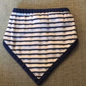 100% cotton muslin bibs